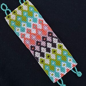 Handmade Multicolor Seed Bead Bracelet - Floral Pattern